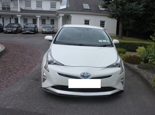 2016 - Toyota Prius Automatic