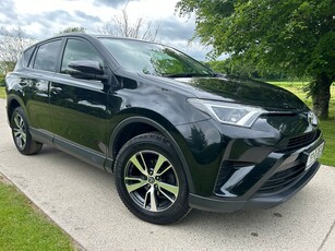 2016 - Toyota RAV4 Manual