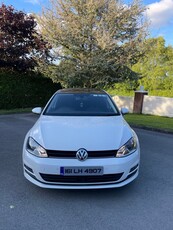 2016 - Volkswagen Golf Manual