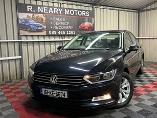 2016 - Volkswagen Passat Manual