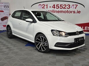 2016 - Volkswagen Polo Automatic