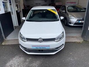 2016 - Volkswagen Polo Automatic