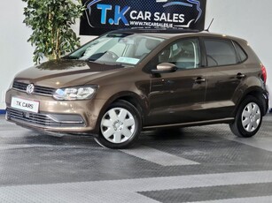 2016 - Volkswagen Polo Automatic