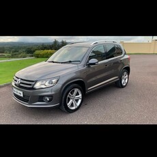 2016 - Volkswagen Tiguan Manual