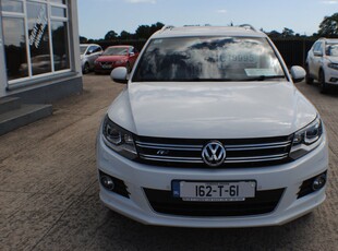 2016 - Volkswagen Tiguan Manual