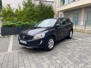 2016 - Volvo XC60 Manual