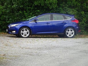 2017 - Ford Focus Manual