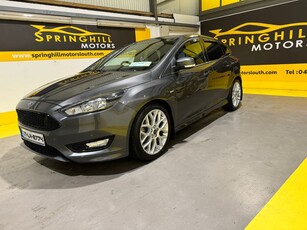 2017 - Ford Focus Manual