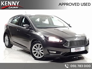 2017 - Ford Focus Manual