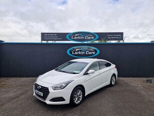 2017 - Hyundai i40 Manual