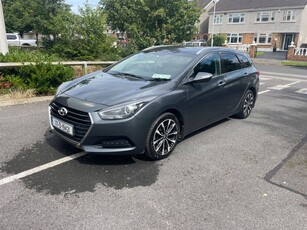 2017 - Hyundai i40 Manual