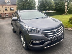 2017 - Hyundai Santa Fe Automatic