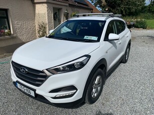 2017 - Hyundai Tucson Manual