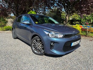 2017 - Kia Rio Manual