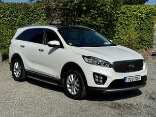 2017 - Kia Sorento Manual