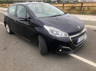 2017 - Peugeot 208 Manual