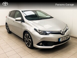 2017 - Toyota Auris Manual