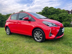 2017 - Toyota Yaris Manual