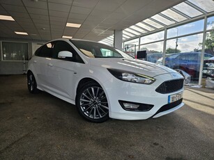 2018 - Ford Focus Manual