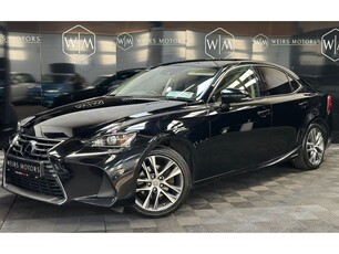 2018 - Lexus IS Automatic