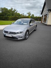 2018 - Volkswagen Passat Automatic