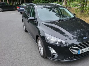 2019 - Ford Focus Manual