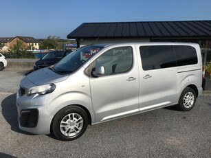 2019 - Peugeot Traveller Manual