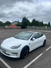 2020 - Tesla Model 3 Automatic