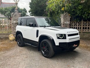 2022 - Land Rover Defender Automatic