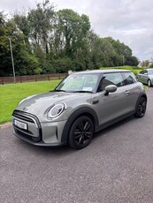 2022 - Mini One Manual