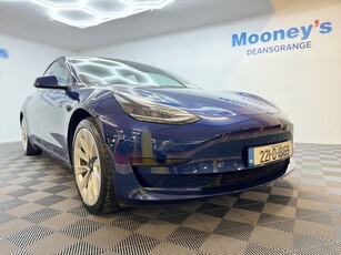 2022 - Tesla Model 3 Automatic