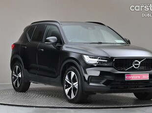 2022 - Volvo XC40 Automatic