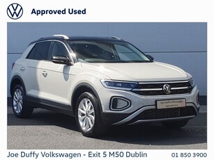 2024 - Volkswagen T-Roc Automatic