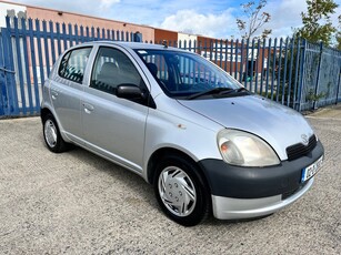 2002 - Toyota Yaris Manual