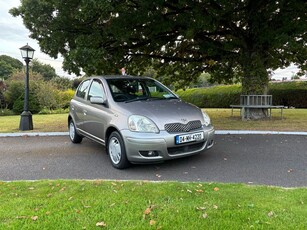 2004 - Toyota Yaris Manual