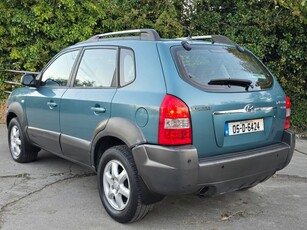 2005 - Hyundai Tucson Manual