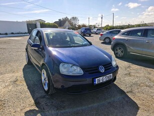 2006 - Volkswagen Golf ---