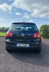 2006 - Volkswagen Golf ---