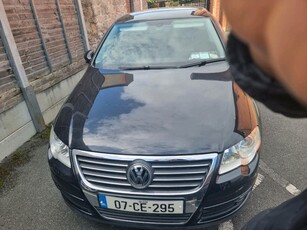 2007 - Volkswagen Passat Manual