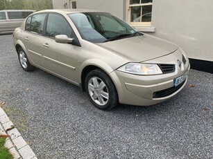 2008 - Renault Megane Manual