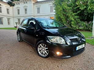 2008 - Toyota Auris Manual