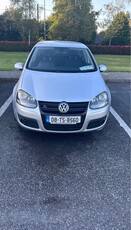 2008 - Volkswagen Golf ---