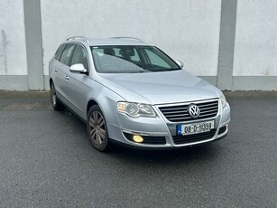 2008 - Volkswagen Passat Manual