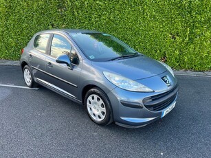 2009 - Peugeot 207 Manual