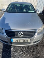 2009 - Volkswagen Passat Manual