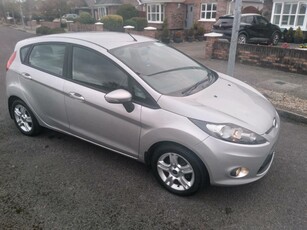 2010 - Ford Fiesta Manual