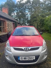 2010 - Hyundai i20 ---