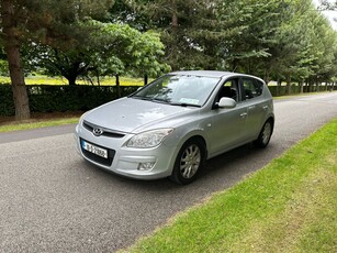 2010 - Hyundai i30 Manual