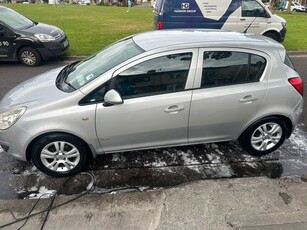 2010 - Opel Corsa Manual