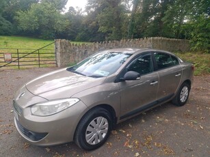 2010 - Renault Fluence Manual